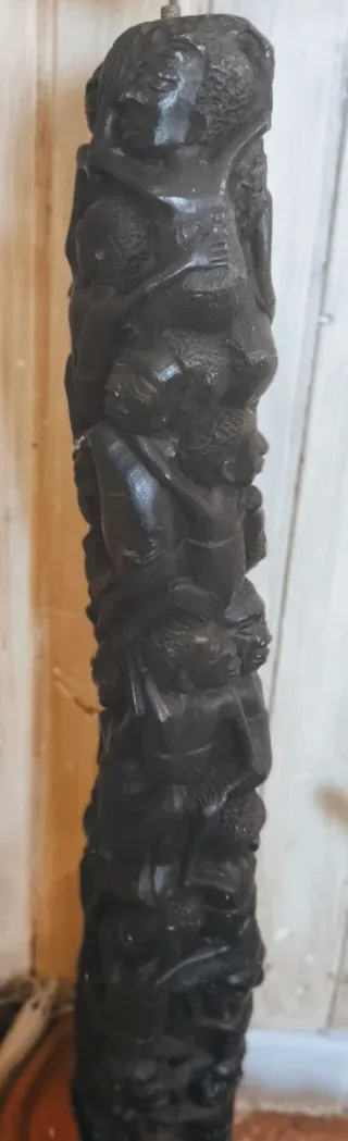 Escultura africana madera maciza antigua