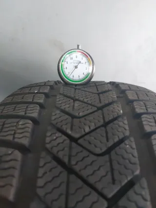 Neumáticos Invierno 245/45 R19 102v