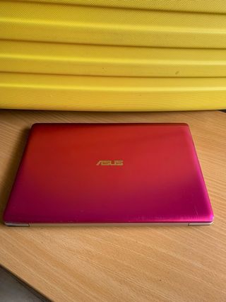 Portátil Asus Vivobook computadora asus tableta