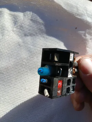 Blocco morsetti con fusibili