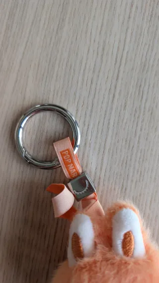 Labubu Pin For Love Naranja (J)