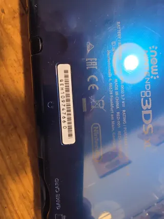 Nintendo New 3DS XL Azul IPS TN + cargador origina