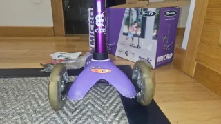 Patinete Micro Mini Deluxe LED Morado