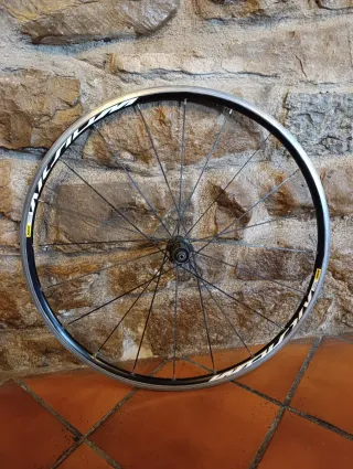 Ruedas Mavic Aksium carretera