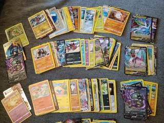 100 Cartas Pokémon Variadas