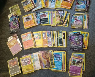 100 Cartas Pokémon Variadas