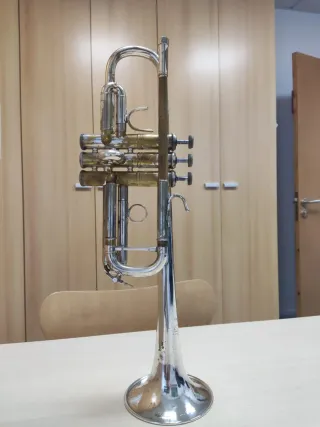 Trompeta Bach Stradivarius en Do