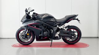 Honda CBR650R