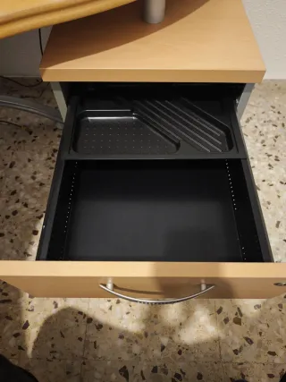 Mesa de despacho Ofiprix de alta calidad.