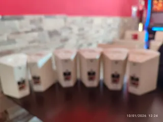 6 altavoces L-TRONIK con soportes