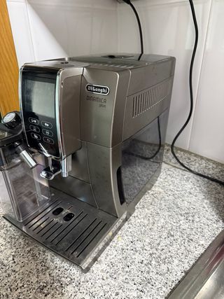 Cafetera DeLonghi Dinamica Plus
