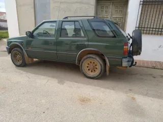 Opel Frontera 1992