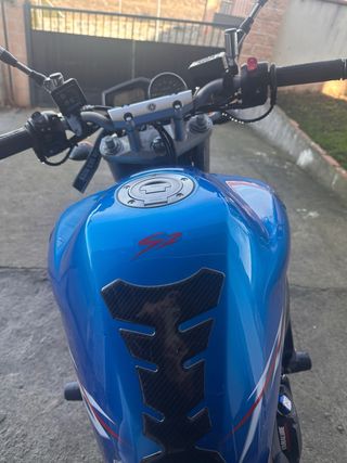 Yamaha FZ6N S2 Azul.