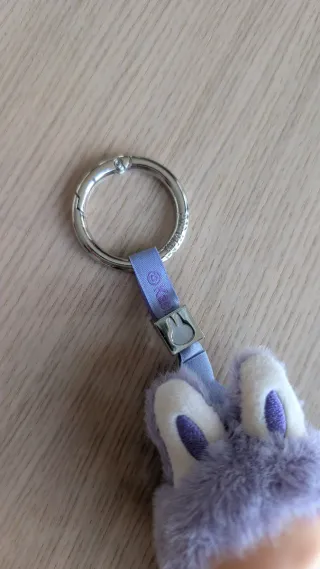 Labubu Pin For Love Lila Original (?)