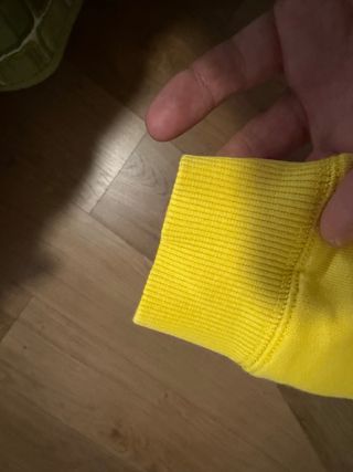 2 sudaderas Benetton niño gris y amarilla