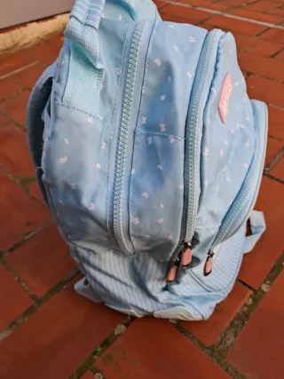Mochila, estuche y carro a juego