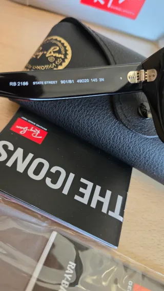 Gafas de sol Ray-Ban RB2186 State Street Negras