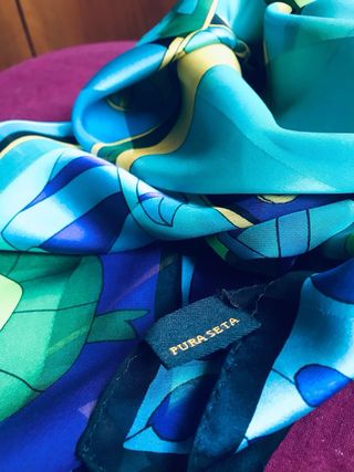 Foulard in seta turchese fantasia animali marini