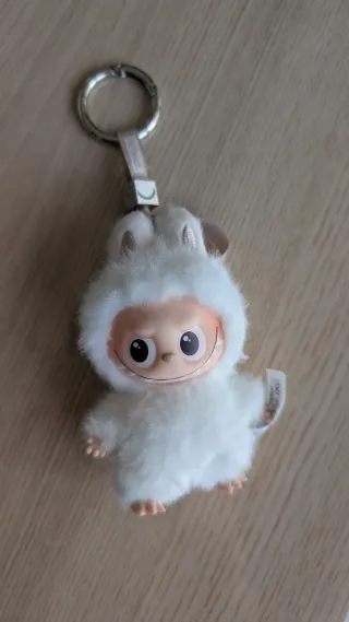 Labubu Pin For Love Original Blanco (H)