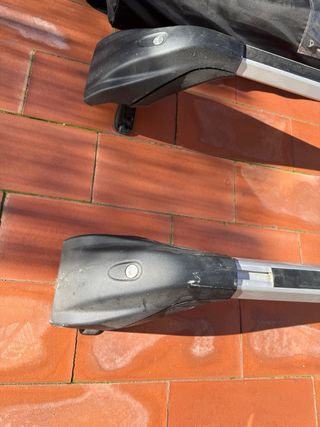 Barras de techo Ford C-Max y Cofre 270L tela