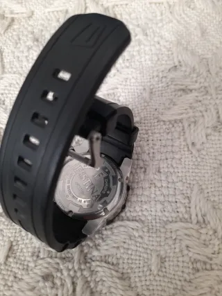 Reloj Festina Deportivo Negro y Plateado