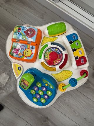Mesa de actividades Vtech para bebé