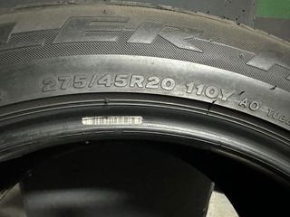 Neumático Bridgestone 275/45R20