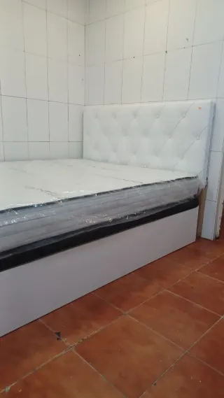 Canapé + Colchón y Cabecero