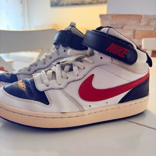 Zapatillas Nike Altas Rojas/Blancas y Negras