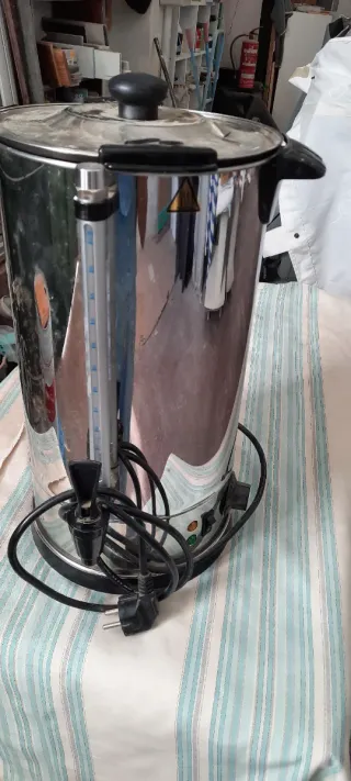 Dispensador Agua Caliente Bartscher ENW-100SR