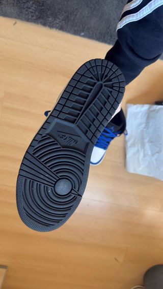 Air Jordan 1 Mid Talla 41 Azul