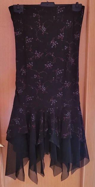 Vestido de fiesta negro con tul