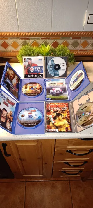 Pack Retro PlayStation 2: Juegos y Bolso