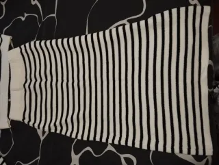 Conjunto punto rayas jersey falda.