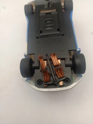 Scalextric Compact Audi S1 Red Bull escala 1.43