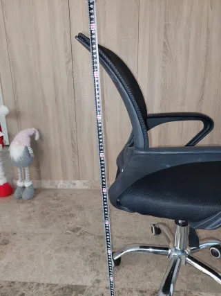 Silla giratoria de oficina/escritorio negra