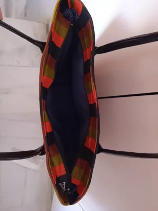 Bolso grande estampado tela wax. Hecho en senegal