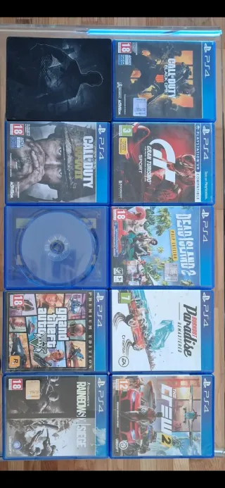 PS4 Pro 1TB + 10 Juegos + 2 mandos