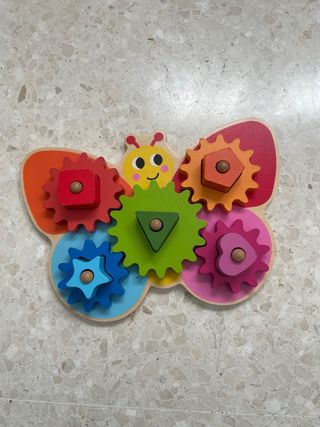 Puzzle Mariposa con Engranajes de Madera