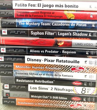 PSP 3004 PB Piano Black con caja y 13 juegos