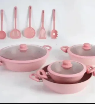 Set Casseruole Rosa con Mestoli