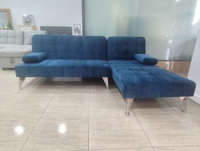 NUEVO SOFA CHAISE-LONGUE REVERSIBLE!! HECHO CAMA!!