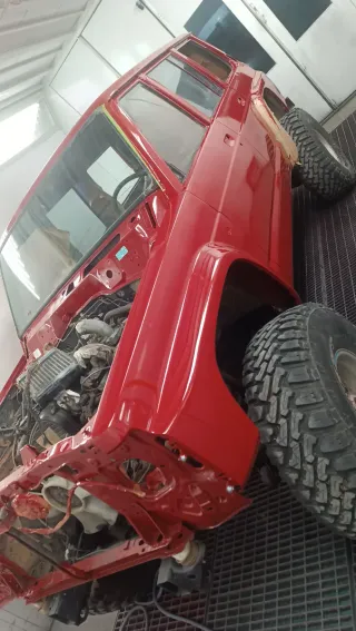 CHAPA Y PINTURA EN MUNGUÍA