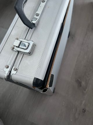 Taladro Hiteck 12V con 2 baterías