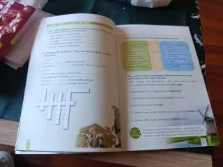 The legend of Sleepy Hollow (activity reader)