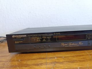 Sintonizador Pioneer F-717L Digital