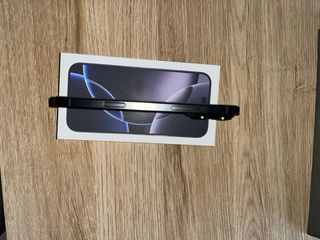 iPhone 16 Pro Max 256GB Negro con garantia 6 meses