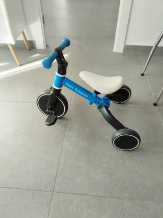 Bicicleta de aprendizaje para niños hasta 3 años