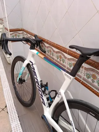 Bicicleta carretera carbono Merida Del 2025REACTO