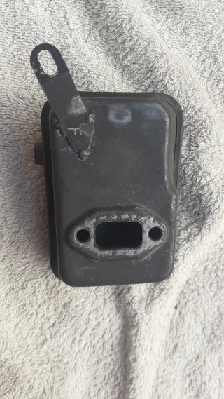 Escape para desbrozadora